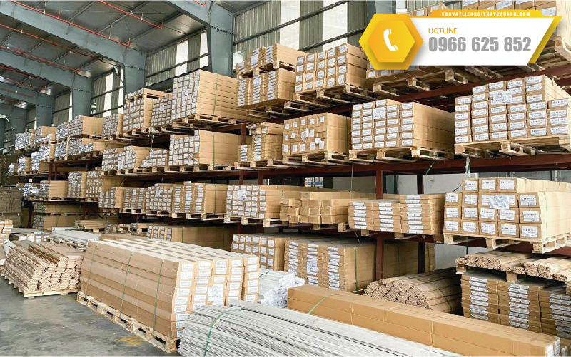 go-nhua-ngoai-troi-gia-re-11