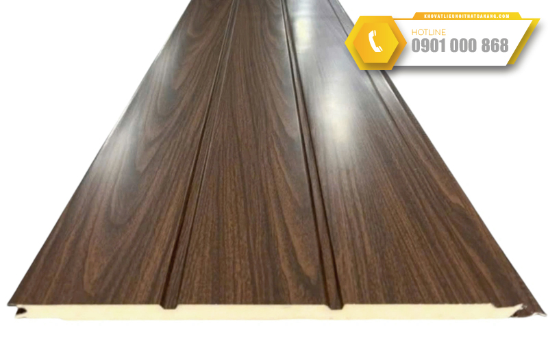 tam-panel-kim-loai-gia-re-06