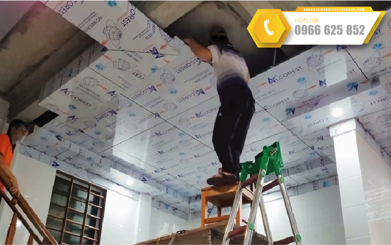 thi-cong-tam-alu-gia-re-08